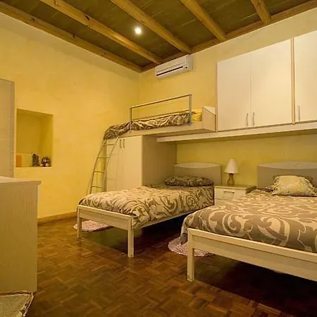 Tal-magna Vila *